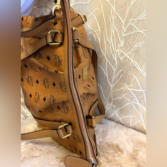 MCM Visetos LARGE with Strap Essentials Shopper Two way Tote Cognac - Picture 4 of 15